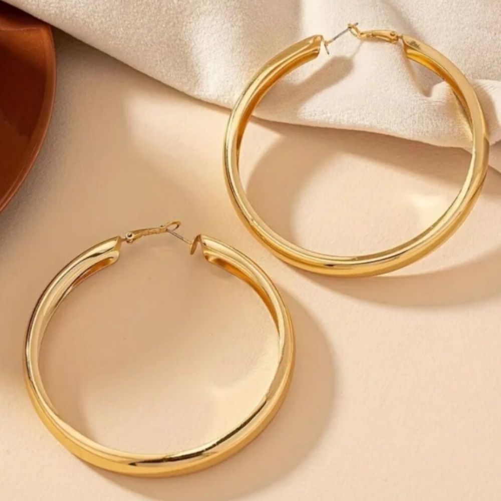 NEW! 14K Gold Plated Classic Chunky Wide Thick Large Hoop Earrings - Picture 2 of 10
